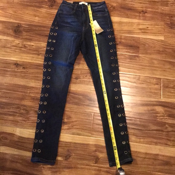 Aphrodite Jeans size 3 - Picture 7 of 9